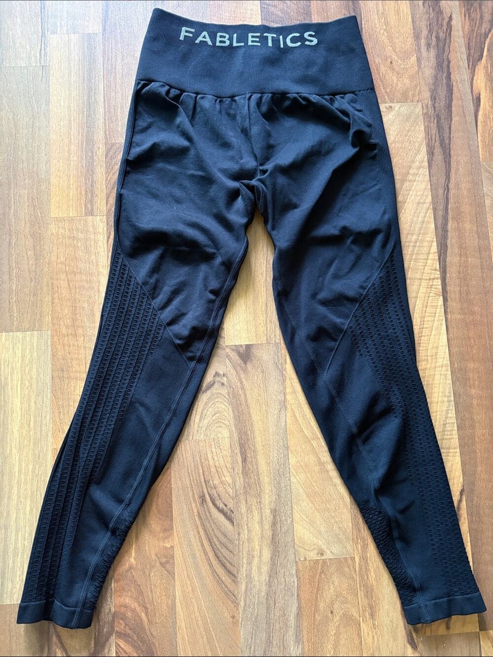 Fabletics Black Seamless High-Waist Leggings with Textured Side Panels Size S